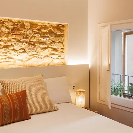 Bravissimo Calderers El Cavall, In The Old Town *