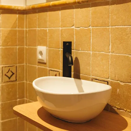 Bravissimo Calderers El Cavall, In The Old Town