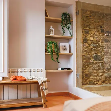 Bravissimo Calderers El Cavall, In The Old Town *