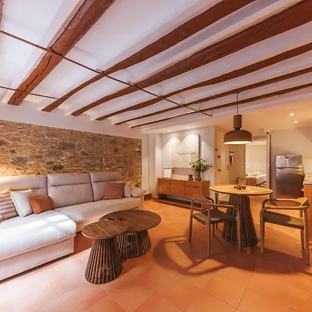 Bravissimo Calderers El Cavall, In The Old Town *