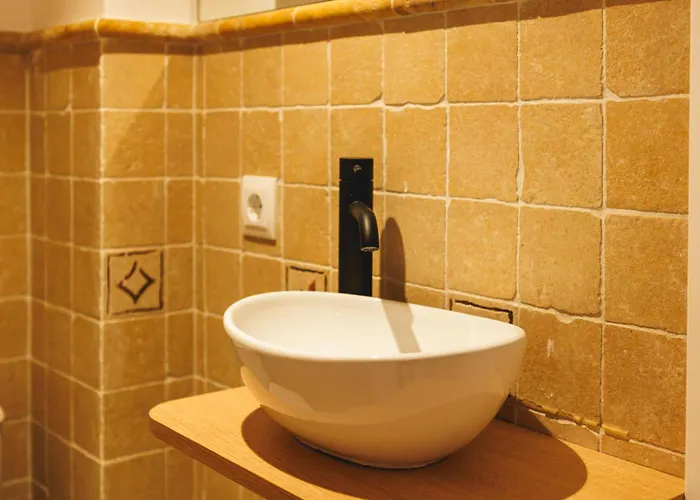 Bravissimo Calderers El Cavall, In The Old Town