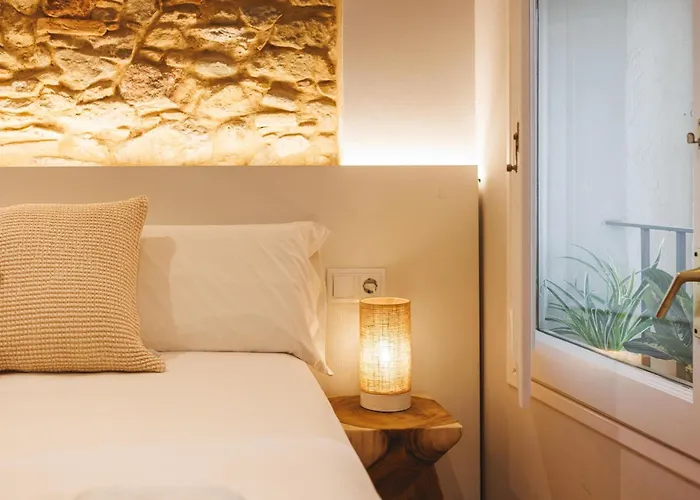 Apartment Bravissimo Calderers El Cavall, In The Old Town