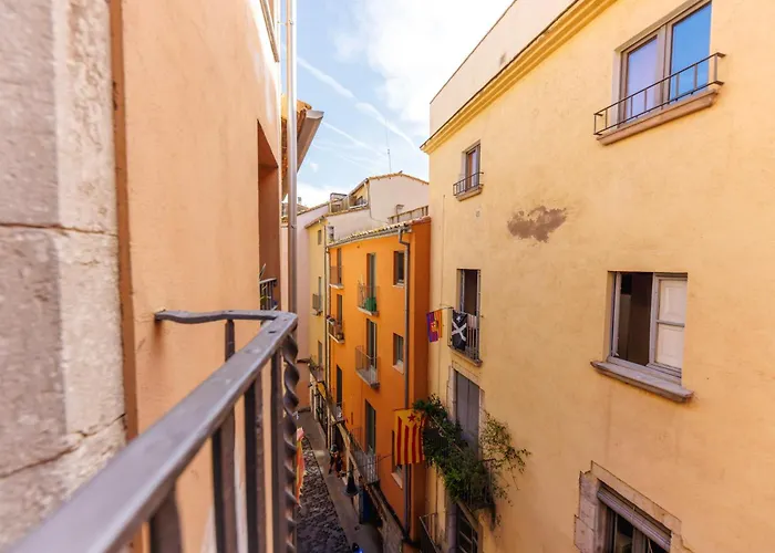 Bravissimo Calderers El Cavall, In The Old Town Appartamento Girona