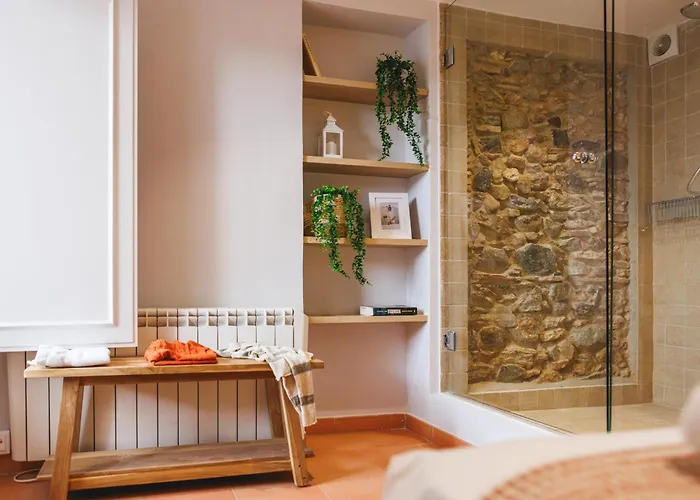 Bravissimo Calderers El Cavall, In The Old Town *