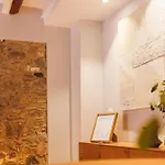 Bravissimo Calderers El Cavall, In The Old Town Apartment